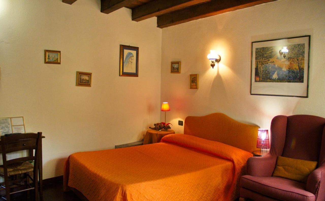 Le Petit Chateau Vezzi Portio Екстер'єр фото